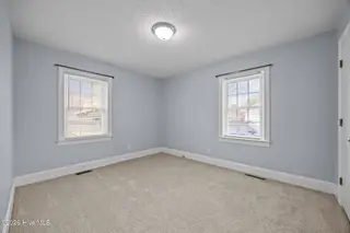 2609 Crockett Drive, Greenville, NC 27858 – photo 19: 32-web-or-mls-IMG_0042