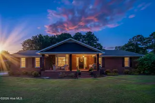 3047 Bridle Path, Trent Woods, NC 28562 – photo 8: 3047 Bridle Path, Trent Woods, NC