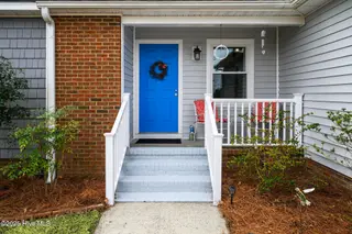 6203 Gondolier Drive, New Bern, NC 28560 – photo 8: Welcome Home!