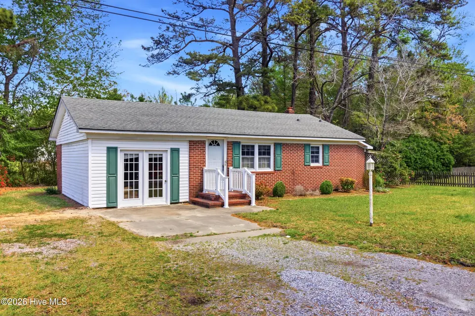 107 Marian Avenue, Elizabeth City, NC 27909 – photo 1 of 24: 1_img_1121