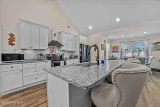 420 Crown Drive, Washington, NC 27889 – photo 9: 23-web-or-mls-LHV_6555