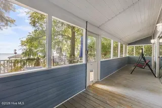 2902 Canal Cove Road, Lake Waccamaw, NC 28450 – photo 2: m_24_501a2749
