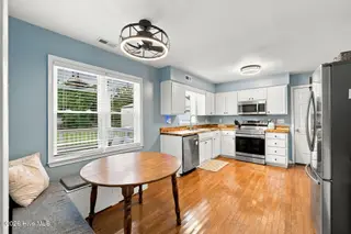 203 Trolley Court, New Bern, NC 28560 — 4-bedroom home in Trolley Run, New Bern, NC, photo 20 of 52: 25-web-or-mls-DSC_9748_edit