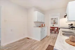200 Banks Avenue, Goldsboro, NC 27534 — 3-bedroom home in Jefferson Park, Goldsboro, NC, photo 11 of 29: 17-200 Banks Ave-17