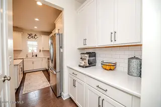 158 Enfield Drive, Carthage, NC 28327 – photo 16: butler pantry