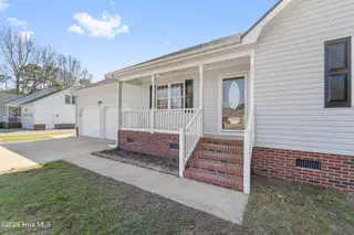 107 Simeon Court, Elizabeth City, NC 27909 – photo 5: DSC00227