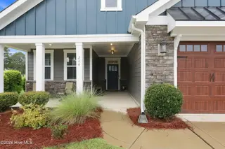 216 Holly Springs Court, Southern Pines, NC 28387 – photo 2: 49-web-or-mls-IMG_9300