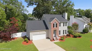 2110 Sir Raleigh Court, Greenville, NC 27858 – photo 4: 6-web-or-mls-DJI_20260813110629_0581_D_e