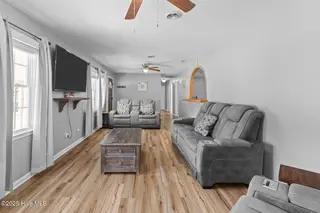 435 Kenwood Drive, Jacksonville, NC 28540 – photo 7: kenwood-7
