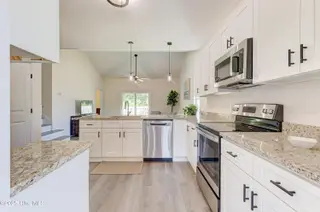 544 Timbercrest Circle SE, Bolivia, NC 28422 – photo 7: 520 Timbercrest Circle-print-011-040-Kit