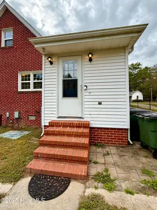 406 N Caswell Street, La Grange, NC 28551 – photo 12: IMG_0424