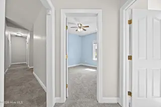 108 Marble Court, Jacksonville, NC 28546 – photo 23: 26_hallwaya