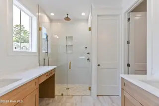 387 Blossom Tree Lane SE, Bolivia, NC 28422 – photo 24: mbath