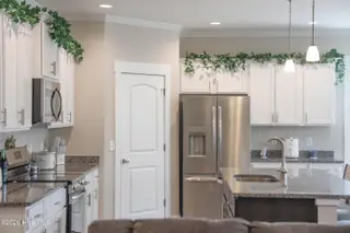 238 Bellows Lane, Rocky Point, NC 28457 – photo 11: Kitchen