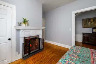 406 Queen Street, New Bern, NC 28560 – photo 14: 1st Floor Bedroom
