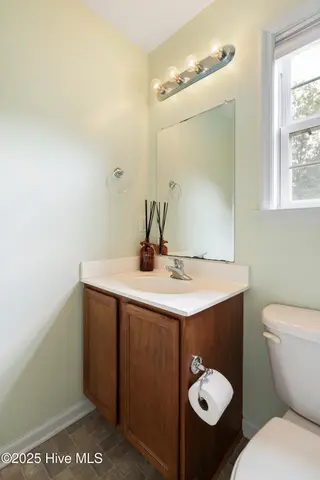 268 Brookstone Way, Jacksonville, NC 28546 – photo 22: full bath