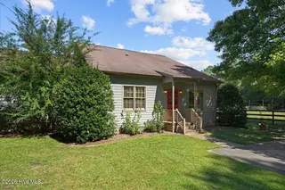 2902 Derby Drive, Kinston, NC 28504 — 2-bedroom townhome, Kinston, NC, photo 4 of 39: 04-2902 Derby Dr-4