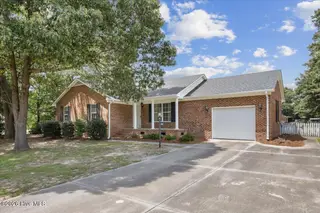 2495 Stratford Drive, La Grange, NC 28551 – photo 5: 05-2495 Stratford Dr-5