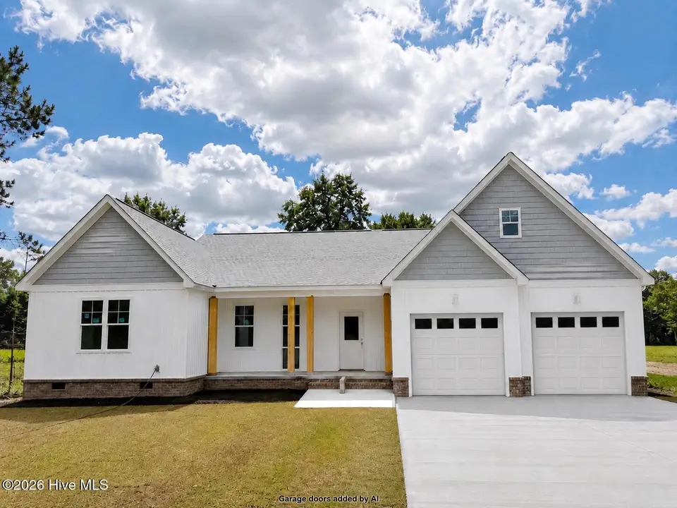 2886 Fox Run Circle, Kinston, NC 28504 – photo 1 of 14: B1E3BF17-2737-44EE-8782-A4DB951F83A0