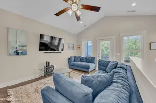 1406 Snapper Lane Unit 2, Carolina Beach, NC 28428 – photo 12: 012_img_9625_291