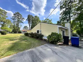 218 Pamlico Drive, Washington, NC 27889 – photo 3: 003 Side Yard