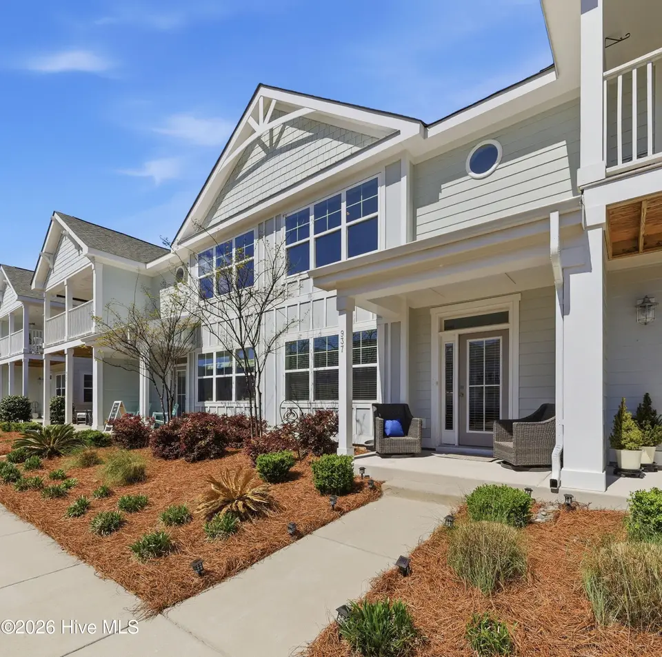 937 Wharton Avenue, Wilmington, NC 28412 – photo 1 of 73: 937WhartonAve-3