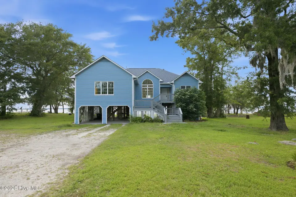 957 Becton Road, Havelock, NC 28532 – photo 1 of 49: Front