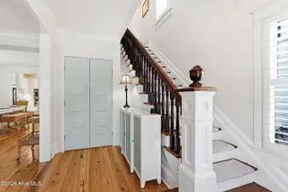 910 Ann Street, Beaufort, NC 28516 – photo 22: Foyer & Laundry