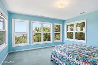 3904 Emerald Drive, Emerald Isle, NC 28594 – photo 24: Principal Bedroom Suite
