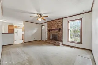312 King Richard Court, Jacksonville, NC 28546 – photo 3: DSC07458