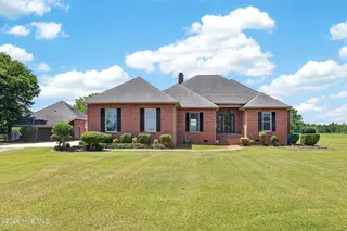 2732 White Oak River Road, Maysville, NC 28555 – photo 1: 01-2