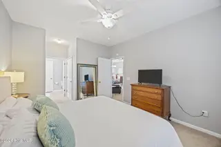 2207 Locksley Woods Drive A, Greenville, NC 27858 – photo 22: 23-web-or-mls-BLS_0057
