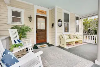 402 S 5th Avenue, Wilmington, NC 28401 – photo 5: Rocking chair front porch