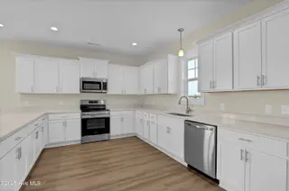 116 Talbert Drive, Rocky Point, NC 28457 – photo 4: 6G8A6804