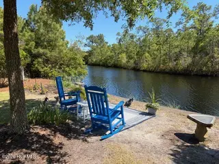 4221 Skeffington Court, Southport, NC 28461 – photo 2: A Relaxing Environment