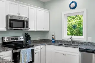 334 NE 54th Street, Oak Island, NC 28465 – photo 12: 11-web-or-mls-CAMMediaLLC.com (30 of 63)