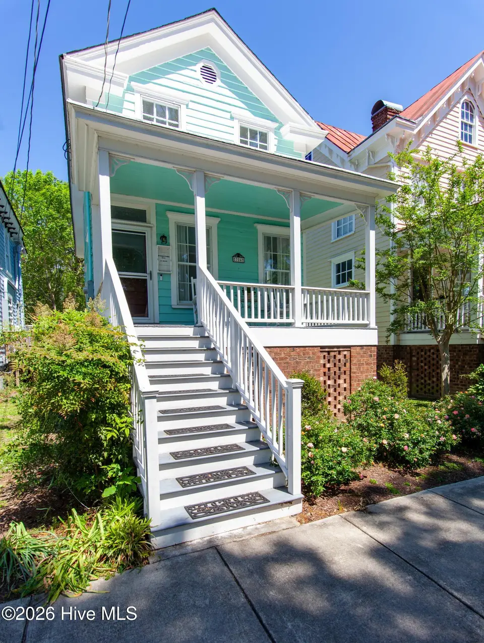 704 E Front Street, New Bern, NC 28560 – photo 1 of 29: 20240423-_MG_9104