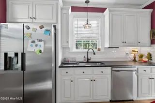 1305 Kenan Street NW, Wilson, NC 27893 — 3-bedroom home in Cavalier Terrace, Wilson, NC, photo 10 of 42: Kitchen 4