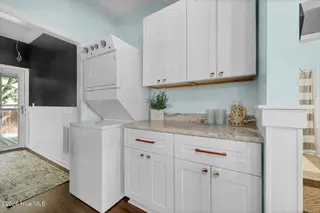 321 S 7th Street, Wilmington, NC 28401 — 3-bedroom home, Wilmington, NC, photo 17 of 34: 020_img_7551_810