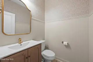 910 Terraces Lane, Hampstead, NC 28443 – photo 24: 37-web-or-mls-_RAD6921