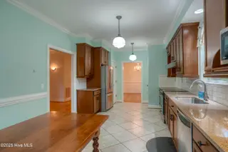 2790 Scotts Hill Loop Road, Wilmington, NC 28411 – photo 13: 2790 Scots Hill Loop - Interior - Edited