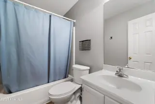 128 Sweetwater Drive, Jacksonville, NC 28540 – photo 13: Bathroom
