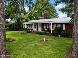 1902 Trent Boulevard, New Bern, NC 28560 – photo 2: Front Sideview