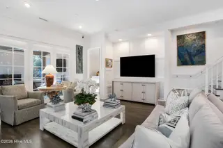 1810 Mews Drive, Wilmington, NC 28405 — 5-bedroom home in Landfall, Wilmington, NC, photo 15 of 51