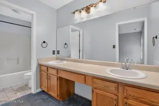 903 Gum Branch Court, Havelock, NC 28532 – photo 20: Dressing Area