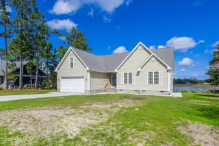 1161 S Shore Drive, Southport, NC 28461 – photo 6: 1161 S Shore-6
