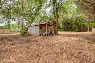 121 Laurel Drive, Wilmington, NC 28401 — 3-bedroom home in Wrightsboro Acres, Wilmington, NC, photo 17 of 18: 121LaurelDrive-8