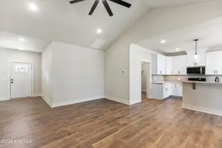 308 Lewis Drive, Carolina Beach, NC 28428 – photo 11: IMG_4492