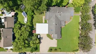 525 E 2nd Street A&B, Washington, NC 27889 – photo 6: 6-web-or-mls-DJI_20260813133039_0610_D