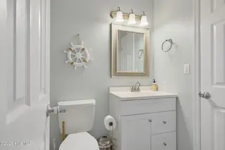 790 New River Inlet Road 205b, North Topsail Beach, NC 28460 — 1-bedroom condo in Villa Capriani, North Topsail Beach, NC, photo 18 of 43: K3H9D97%21download